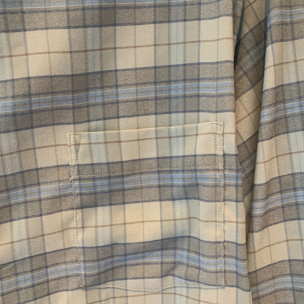 Peter Millar button down - Picture 4 of 8